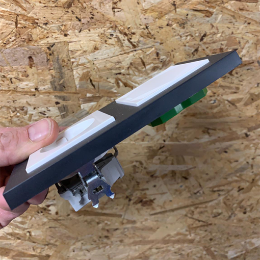 LOX-ADA55-1 - Distanz-Adapter für Loxone Touch – Bild 3