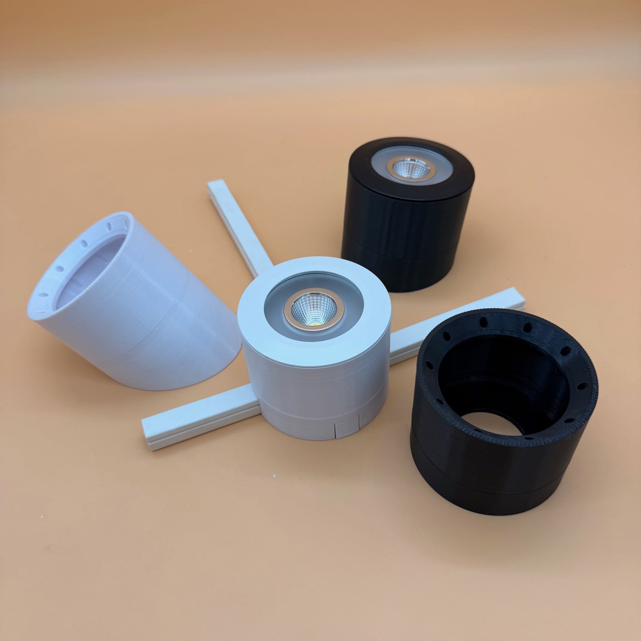 Aufbauadapter Loxone-Einbauspots Höhe: 68mm (Einbau Umbau zu Aufbau, auch für Dachschrägen)