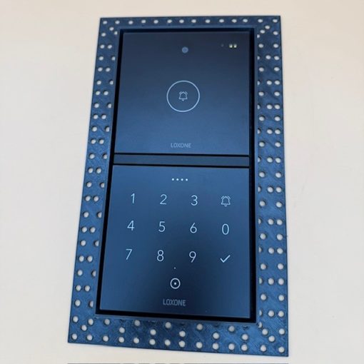 Adapter zum flächenbündigen Einbau von Loxone Touch Pure / NFC Code Touch / Touch Flex – Bild 7