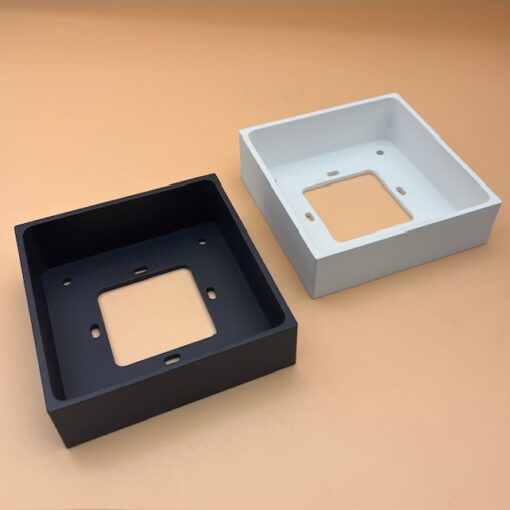 Loxone Intercom/NFC Wetterschutzgehäuse aus Aluminium - Höhe: 35mm – Bild 2