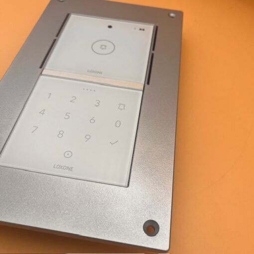 Aluminium Loxone Intercom/NFC Adapter gerade für das alte Intercom Unterputzgehäuse – Bild 7