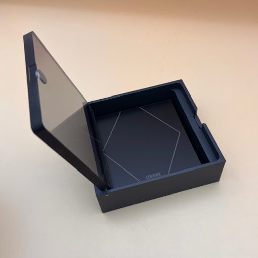 Loxone Touch/NFC/Flex Wetterschutzgehäuse aus Aluminium mit Glastür - Höhe: 35mm – Bild 7