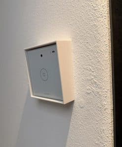 Schrägadapter für Loxone Intercom bei zu hoch vorhandener Anschlussleitung