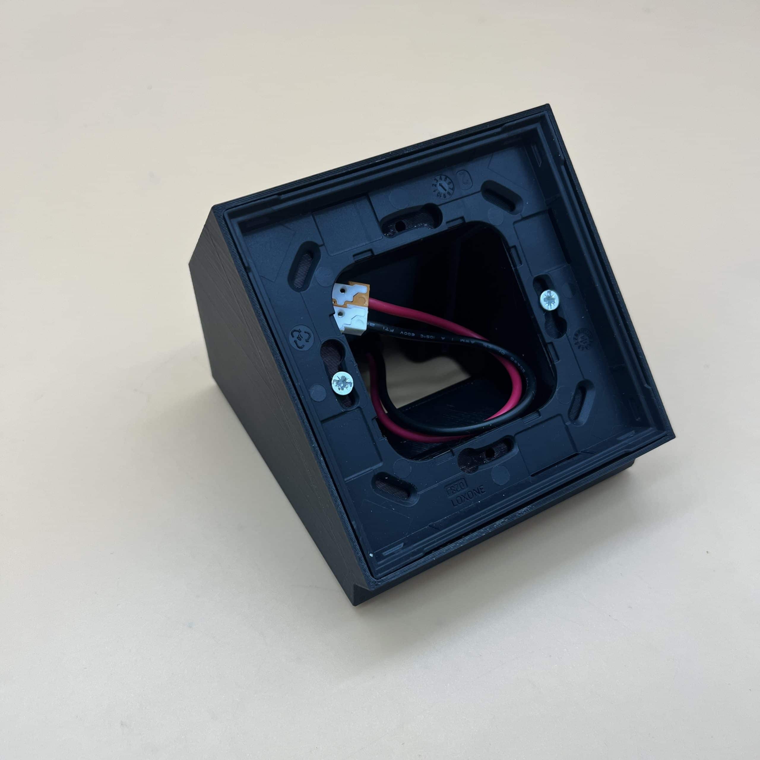 Tischgehäuse für Loxone Pure Display Air (mit Steckernetzteil) – Bild 3