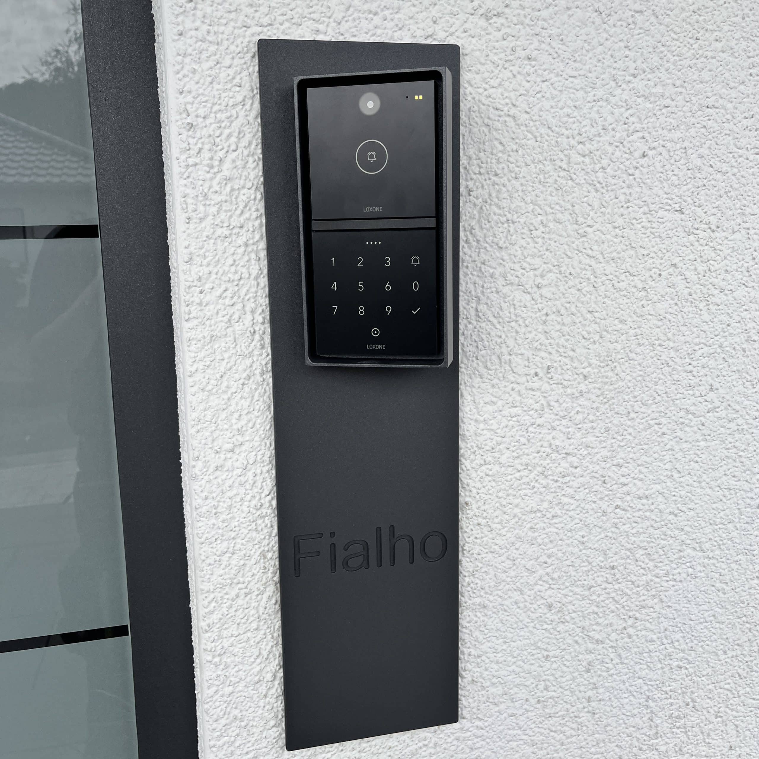 Aluminium Blende mit Schrägadapter 25 Grad für Intercom / NFC / Flex