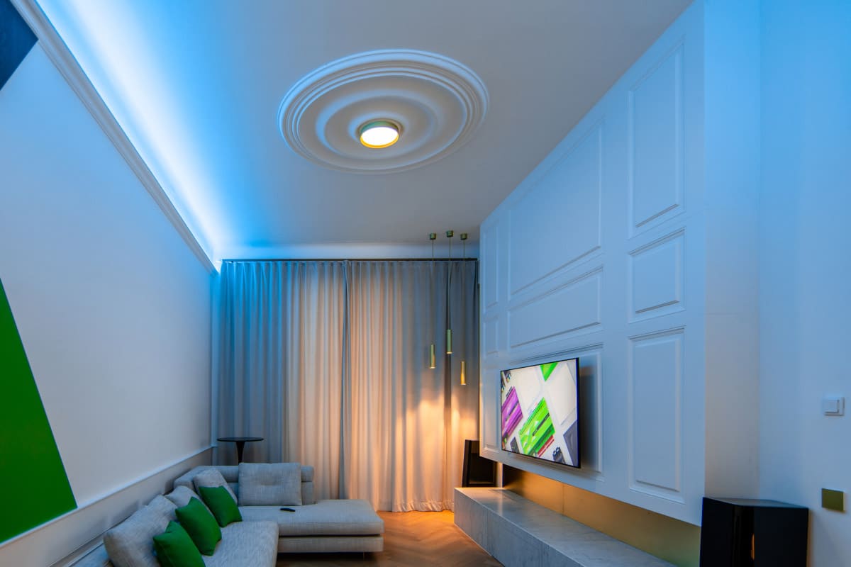 Loxone LED Ceiling Light RGBW Tree Gold – Bild 3