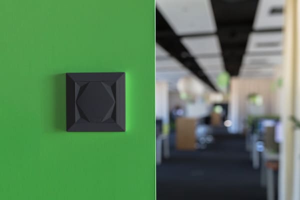 Loxone Touch für Nano Anthrazit – Bild 3