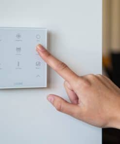 Loxone Touch Pure Flex Battery Air Signalweiß (RAL 9003) – Bild 5